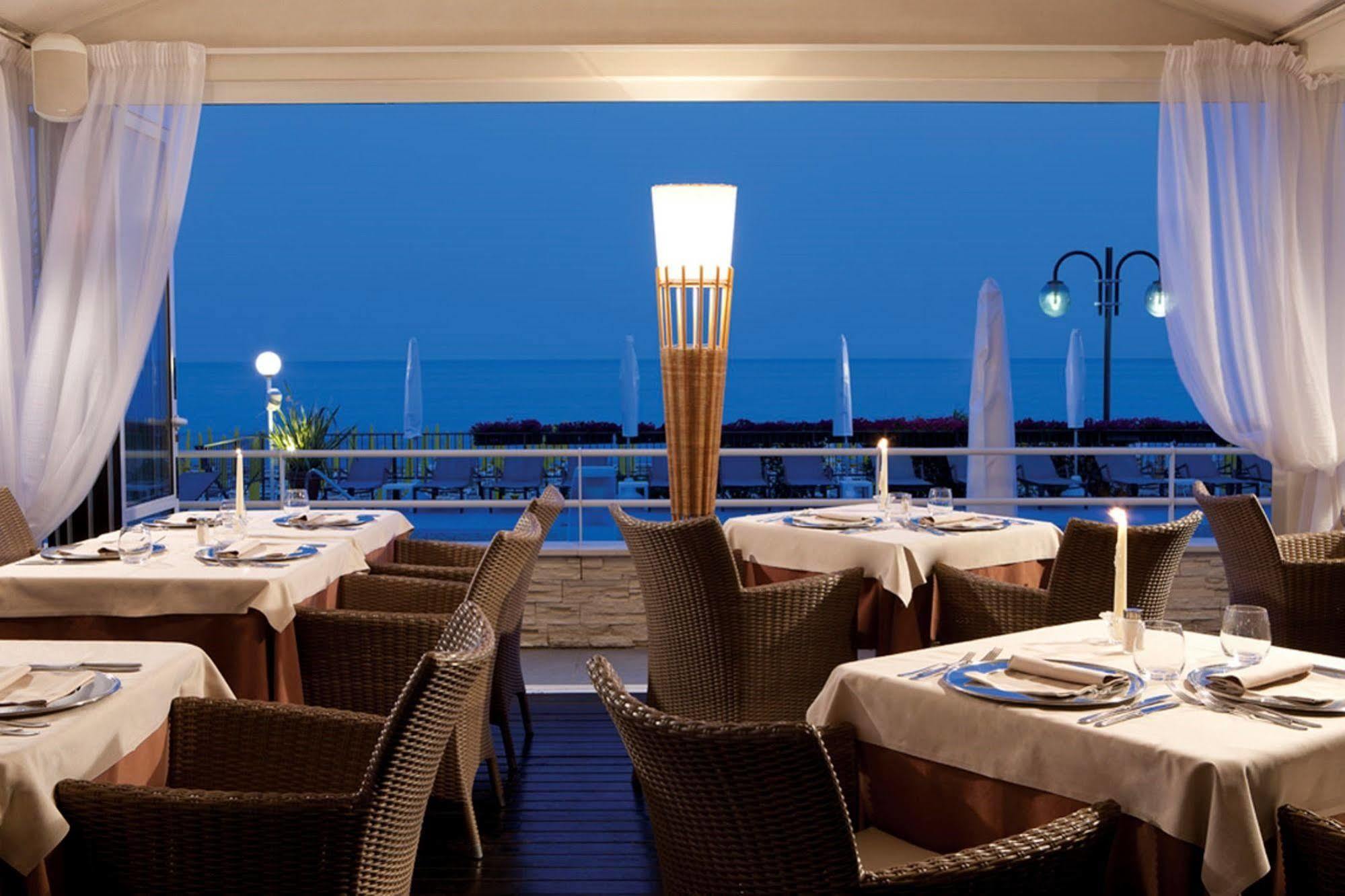 Victoria Frontemare Beach & Spa Hotel Jesolo Zewnętrze zdjęcie